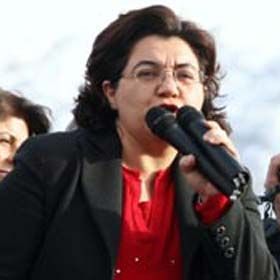 DTP'li Ayna, gerilim peşinde