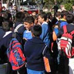 Diyarbakırlı çocuklar hakları için yürüdü
