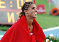 Milli atlet Nevin Yanıt, 100 metre engellide 5. oldu