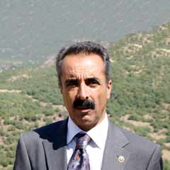 Bu adam bir vekil!