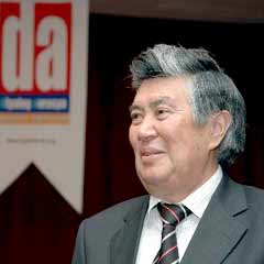 DA'nın yeni başkanı Kazak Nurlan Orazalin oldu