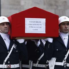 Son gazi, son yolculuğunda