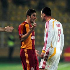 Maçtan sonra gerginlik (FOTO)
