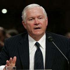 Robert Gates Moskova'yı topa tuttu