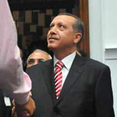 Erdoğan kime bakıyor?(FOTO)