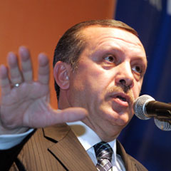 Başbakan Erdoğan, CHP'ye yüklendi