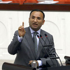 Kamer Genç sert kayaya çarptı