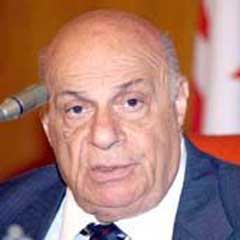 Denktaş kendini böyle savundu