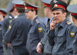 Rusların çoğu politikacı, polis ve iş adamlarına güvenmiyor