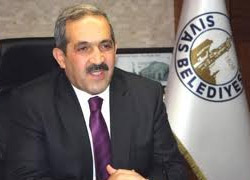 Ürgüp, Facebook'ta 16 büyükşehir belediye başkanını solladı