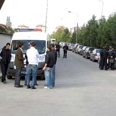 2 polis memuru daha yüzleştirildi