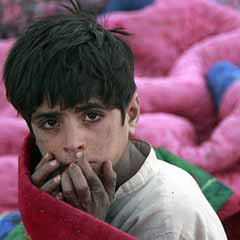 Deprem Pakistan'ı böyle vurdu (FOTO)