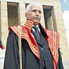 Sahteci... Tahrifçi