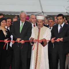 Almanya'nın en büyük camisi açıldı (FOTO)