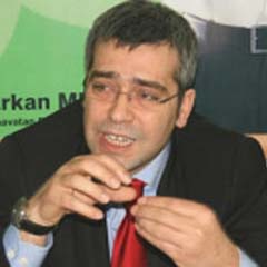 Uzun: Bütün değerlerimize sahip çıkacağız