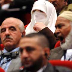 Bu fotoğraf TÜSİAD'da çekilebilir miydi?