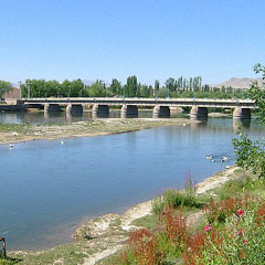 Kızılırmak'tan silah çıktı