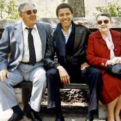 İşte küçük Obama ve ailesi (FOTO)