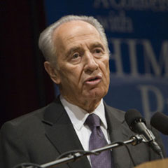 Peres, Papa'ya seslendi