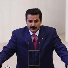 Bakan Çelik'ten muhalefete ince mesaj