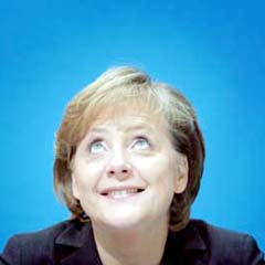 Merkel: Kriz vuracak ama...
