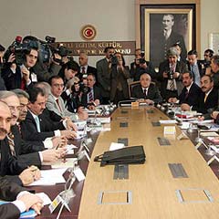Öğrenci affı komisyondan geçti
