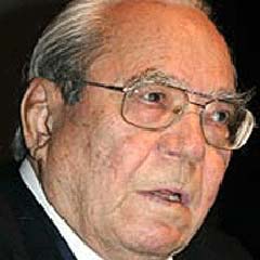 Prof. Dr. Halil İnalcık’a onur nişanı verildi
