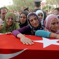 'Kürtler artık sokağa dökülmeli'