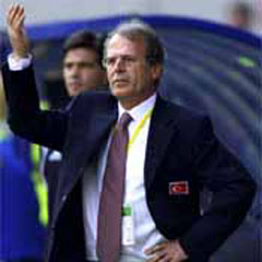 Beşiktaş, Mustafa Denizli'yle kısmen anlaştı