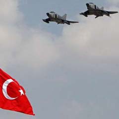 Irak'ın kuzeyine hava harekatı
