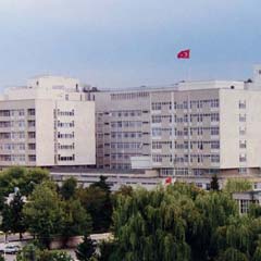 GATA'da bekleyiş sürüyor