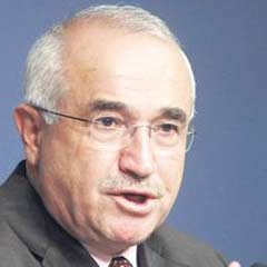 Bakan Çiçek, gönüllere su serpti