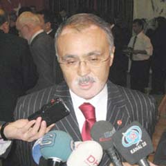 Yakut: Geri kalmış ülkelerde etnik milliyetçilik yapılıyor