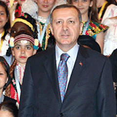 Bayram harçlıkları Başbakan'dan