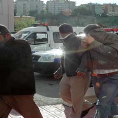 İhale yolsuzluğuna karışan 21 kişi tutuklandı