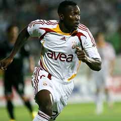 Nonda, 2 yıl daha Galatasaray'da