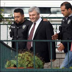 Tuncay Özkan adliyeye getirildi