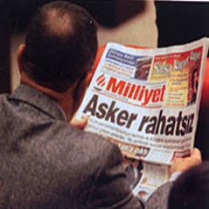 'Askere gelince yalaka, Erdoğan'a falaka