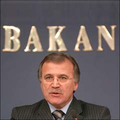 Eruygur'un tutukluluğu neden kaldırıldı?