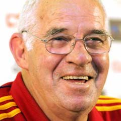 Aragones memnun