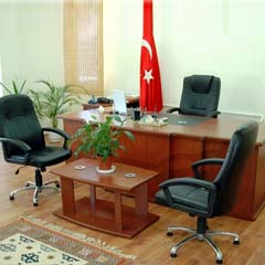 Sabah ilk işe gelen, o gün müdür oluyor!