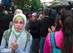 Hukukçulardan başörtü yasağına tepki