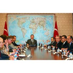 Whatson'dan reform desteği sözü
