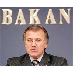 Adalet Bakanı'ndan Deniz Feneri açıklaması