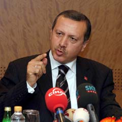 Başbakan AB'ye sert çıktı