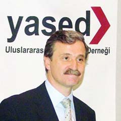 Kapatma davası yatırımcıyı ürküttü