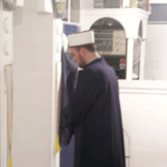 İmam ve müftüler hangi renk giyinecek?