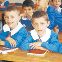 Mavi önlükler de tarih oluyor