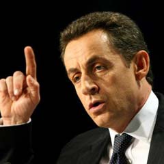 Sarkozy, Rusya'dan söz aldı