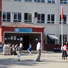 Dersbaşı yapamadan tatile çıktılar